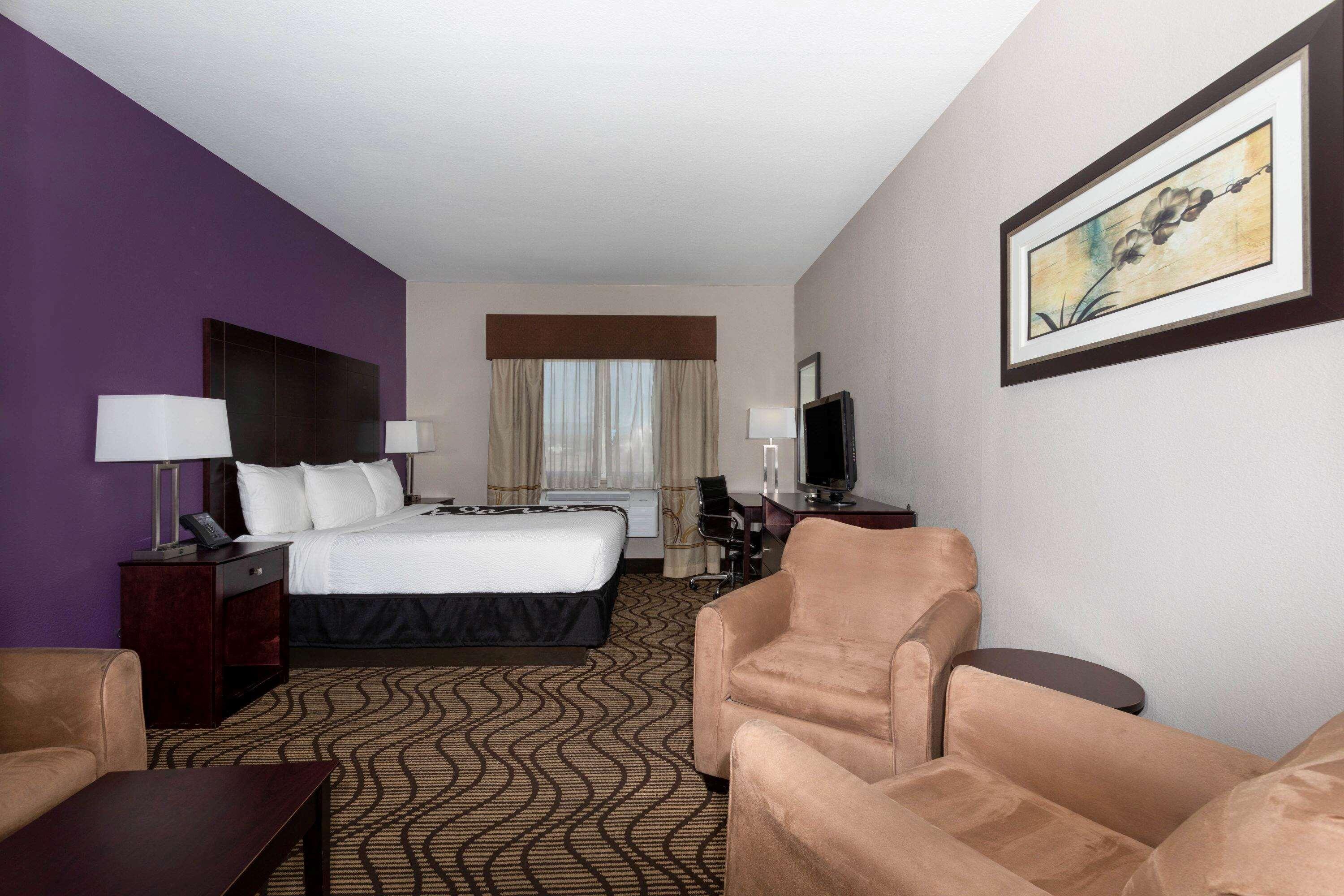 Baymont By Wyndham Henderson-Northeast Denver Esterno foto