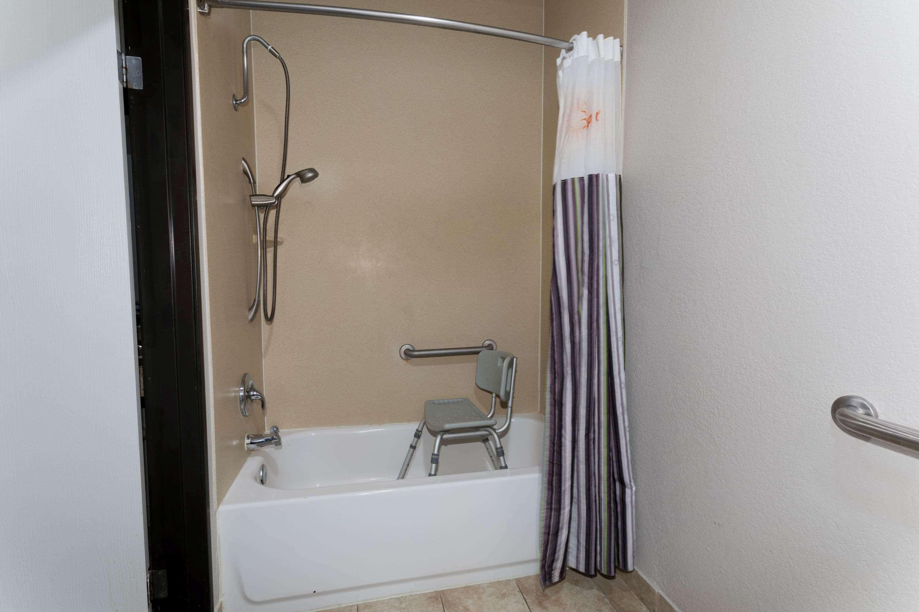 Baymont By Wyndham Henderson-Northeast Denver Esterno foto