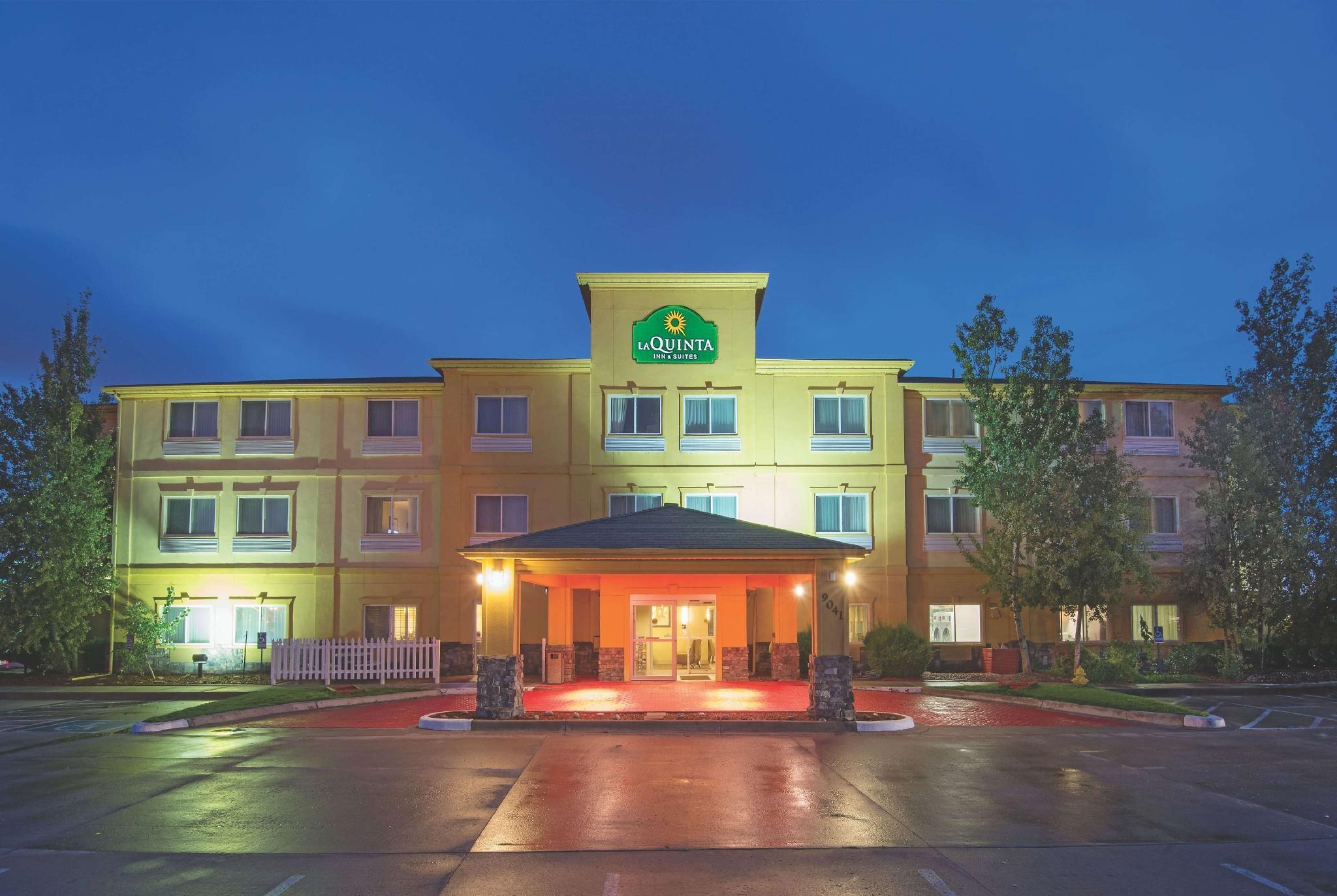 Baymont By Wyndham Henderson-Northeast Denver Esterno foto