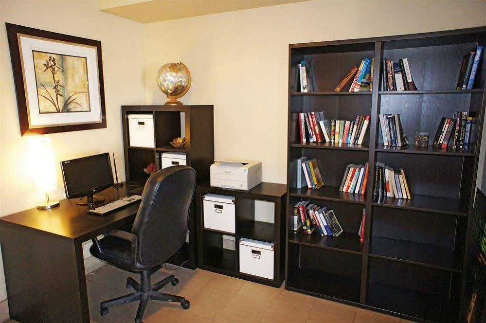 Baymont By Wyndham Henderson-Northeast Denver Esterno foto
